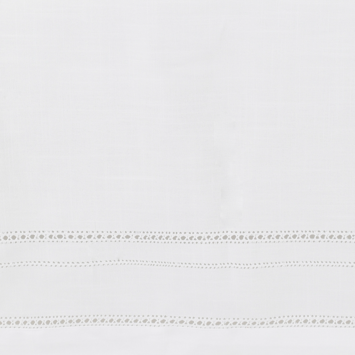 Mantel Vainicas - Bengui's Home