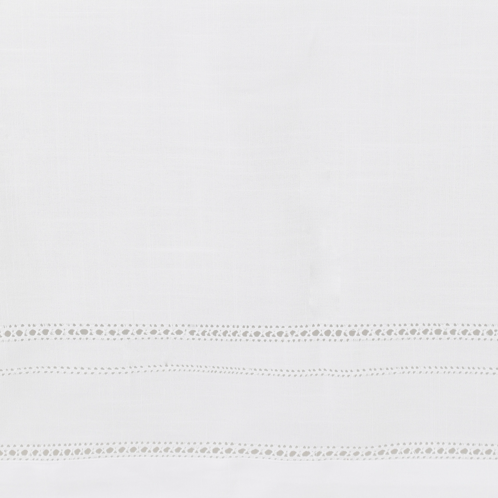 Mantel Vainicas - Bengui's Home