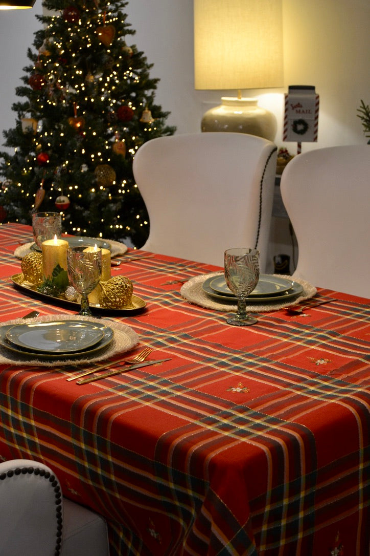 Mantel Rudolph - Bengui's Home